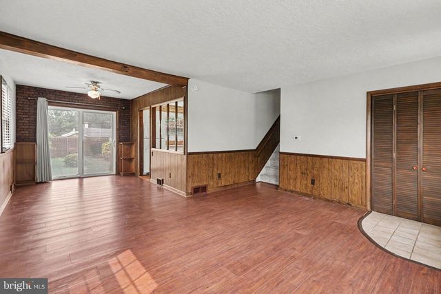 127 HENRY RD, Enola, PA 17025