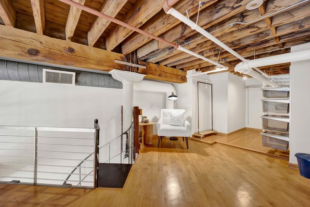 525 N HALSTED Street 208, Chicago, IL 60622