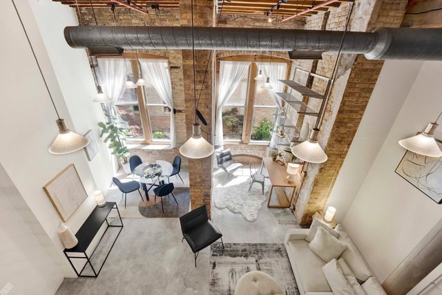 525 N HALSTED Street 208, Chicago, IL 60622