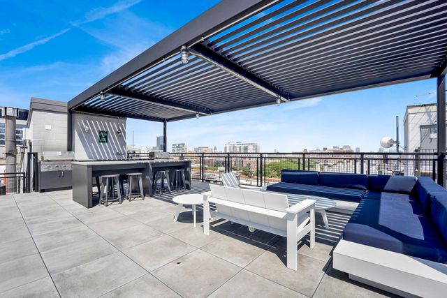 525 N HALSTED Street 208, Chicago, IL 60622