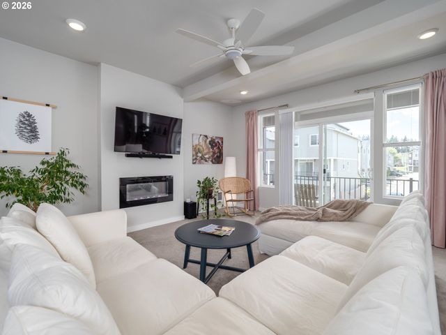 1458 N SILTSTONE Ave, Newberg, OR 97132