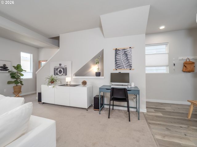 1458 N SILTSTONE Ave, Newberg, OR 97132