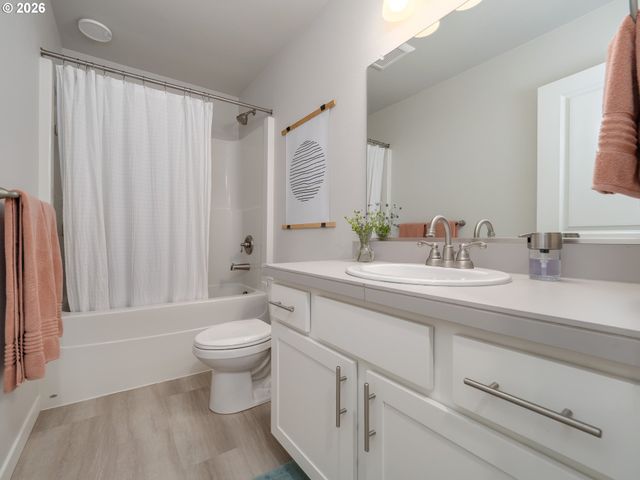 1458 N SILTSTONE Ave, Newberg, OR 97132