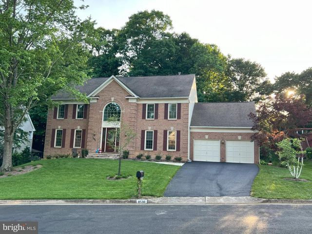 8530 OAK CHASE, Fairfax Station, VA 22039