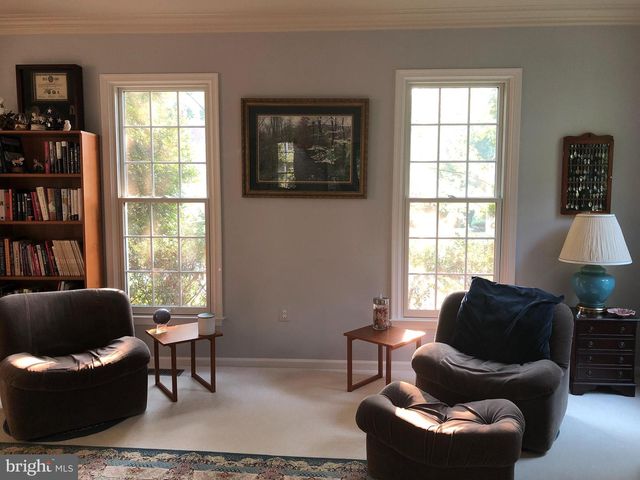 8530 OAK CHASE, Fairfax Station, VA 22039