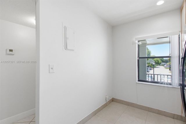 11396 Taft Street 11396, Pembroke Pines, FL 33026