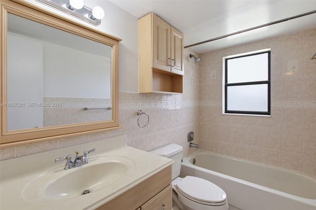 11396 Taft Street 11396, Pembroke Pines, FL 33026