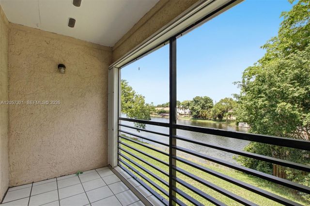 11396 Taft Street 11396, Pembroke Pines, FL 33026