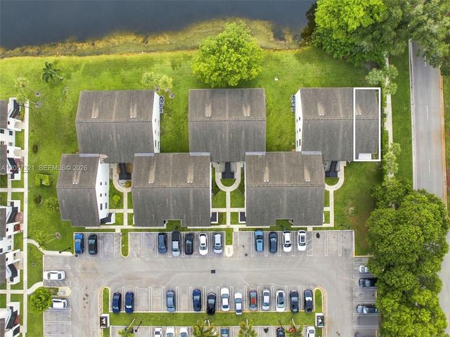 11396 Taft Street 11396, Pembroke Pines, FL 33026