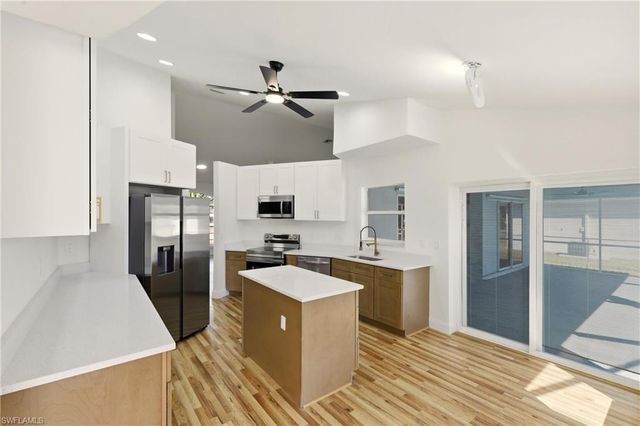 410 SE 7th ST, Cape Coral, FL 33990