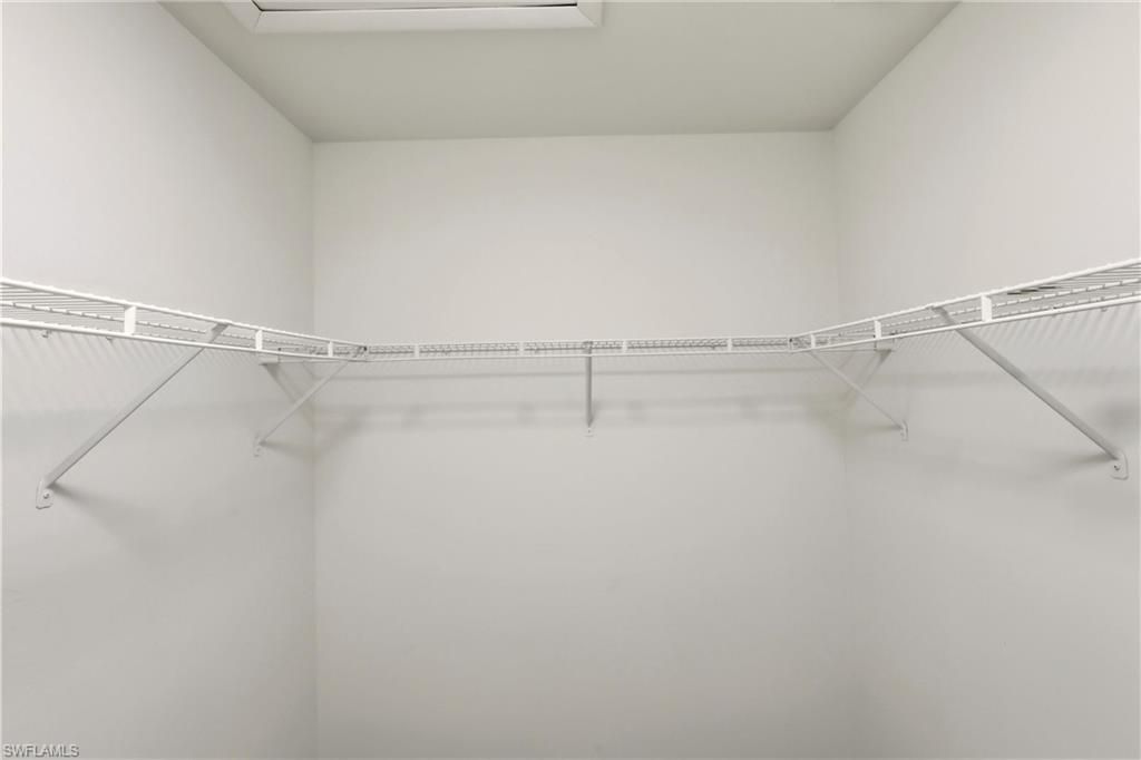 Image 21 of property listing at 410 SE 7th ST, Cape Coral, FL 33990