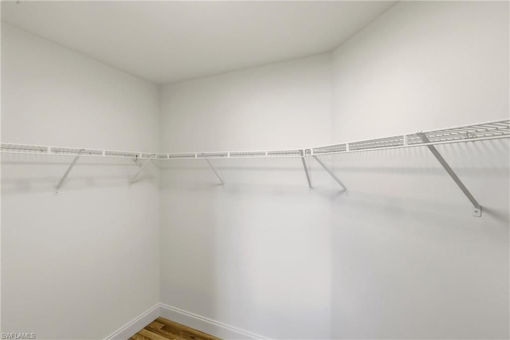 Image 28 of property listing at 410 SE 7th ST, Cape Coral, FL 33990