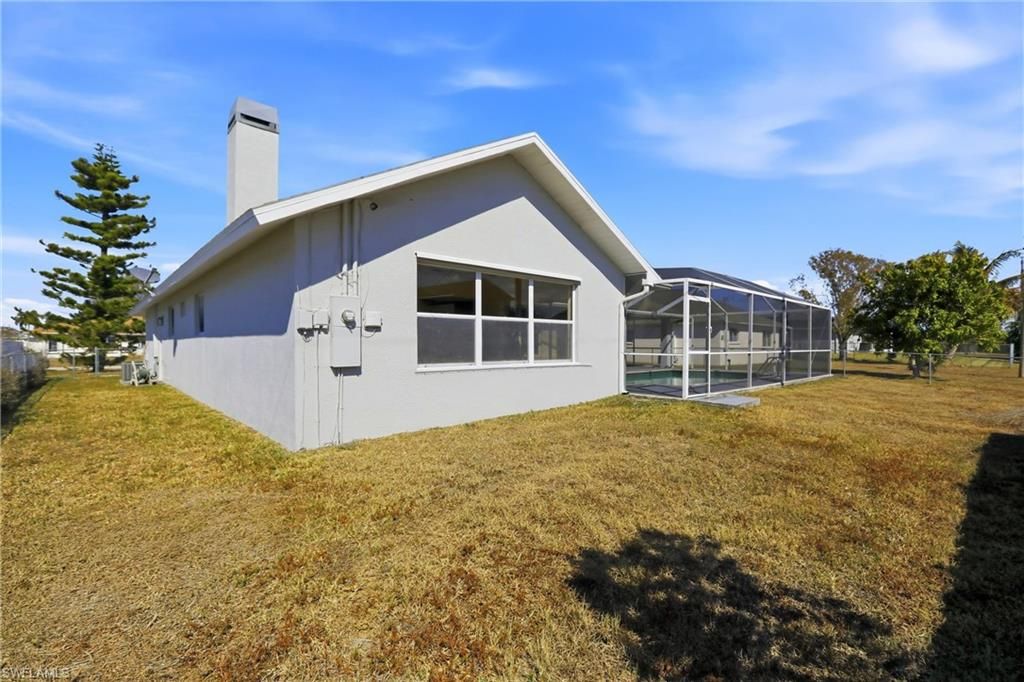 Image 44 of property listing at 410 SE 7th ST, Cape Coral, FL 33990