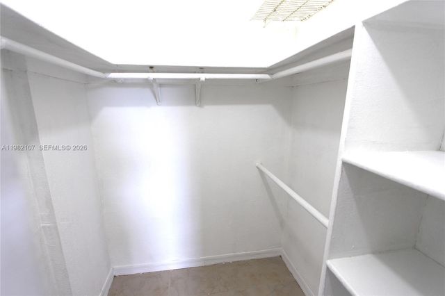 4550 NW 9th St 815E, Miami, FL 33126