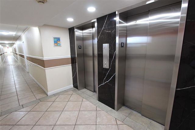 4550 NW 9th St 815E, Miami, FL 33126