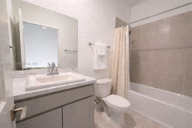 460 NE 4th Ln, Florida City, FL 33034