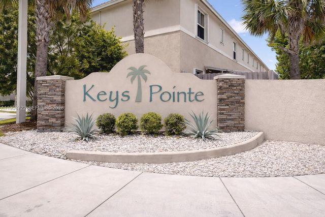 460 NE 4th Ln, Florida City, FL 33034