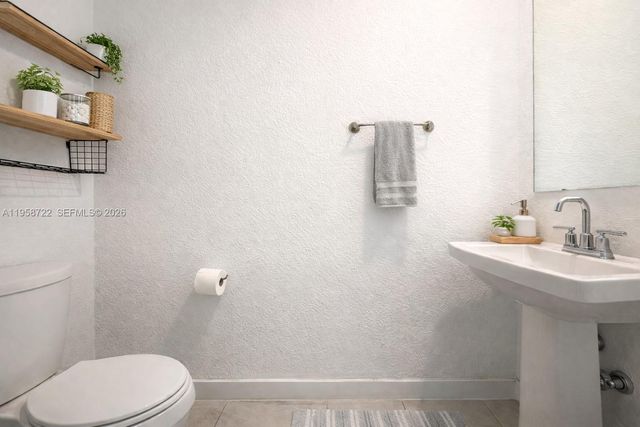 460 NE 4th Ln, Florida City, FL 33034