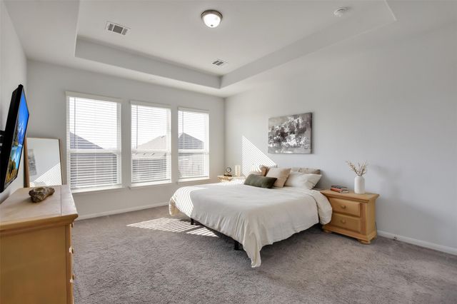 605 Oleander LOOP, Buda, TX 78610