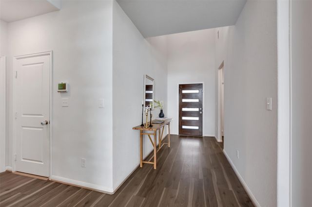 605 Oleander LOOP, Buda, TX 78610