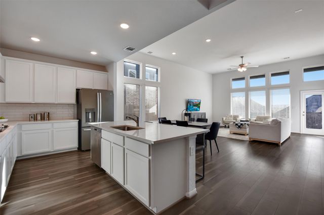 605 Oleander LOOP, Buda, TX 78610