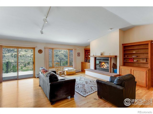 1190 Lonestar Road, Lyons, CO 80540