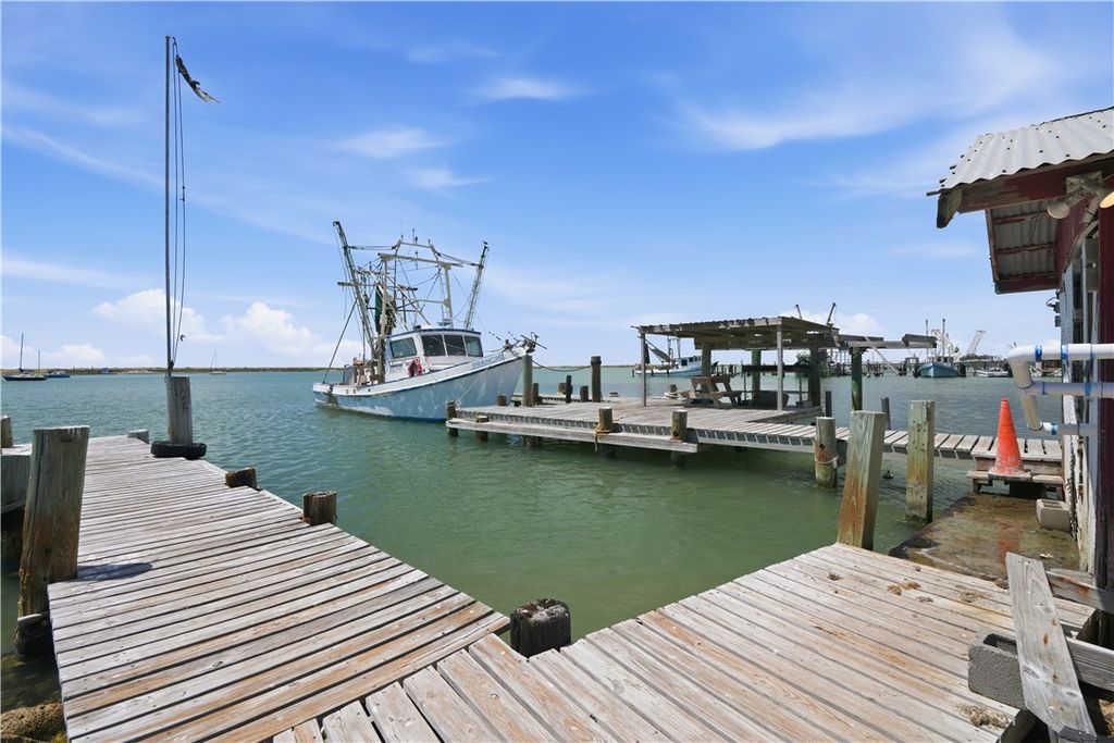 1358 Ocean, Ingleside, TX 78362 — photo 4