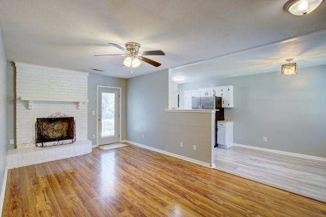 443 Robin Drive, Goose Creek, SC 29445
