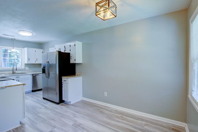 443 Robin Drive, Goose Creek, SC 29445