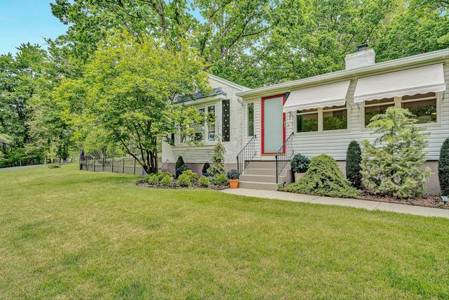3337 Woodland DR, Roanoke, VA 24015