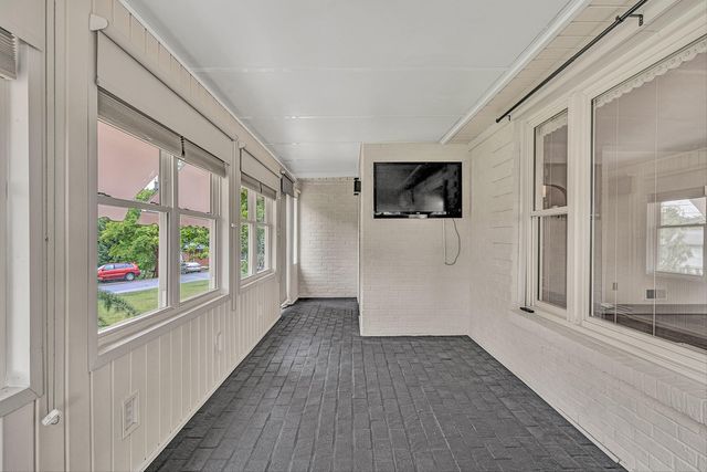 3337 Woodland DR, Roanoke, VA 24015