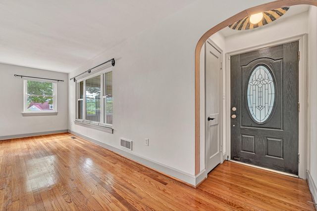 3337 Woodland DR, Roanoke, VA 24015
