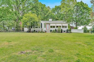 3337 Woodland DR, Roanoke, VA 24015