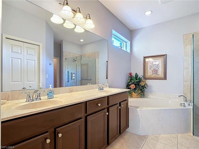 20763 Athenian LN, North Fort Myers, FL 33917