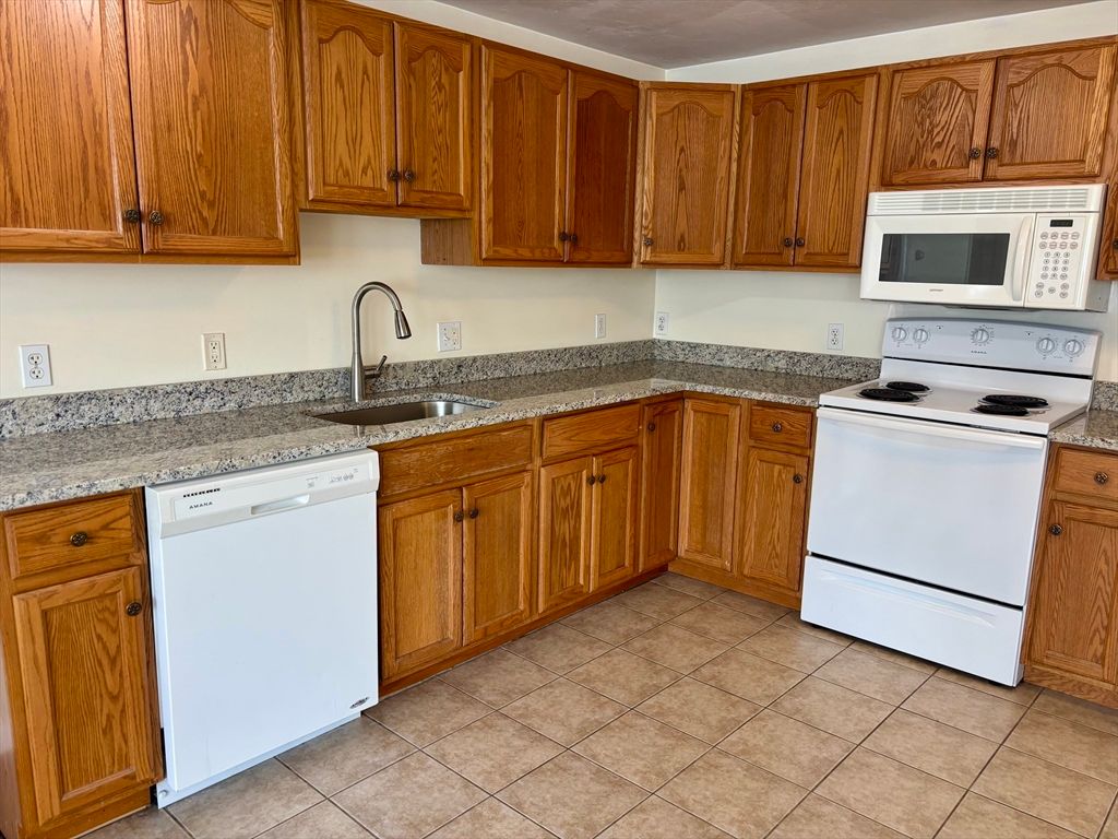 1282 Commercial St 5, Weymouth, MA 02189