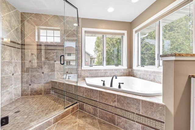 960 SPRINGFIELD DRIVE, De Pere, WI 54115