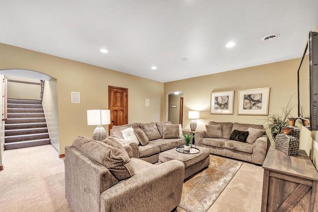 960 SPRINGFIELD DRIVE, De Pere, WI 54115