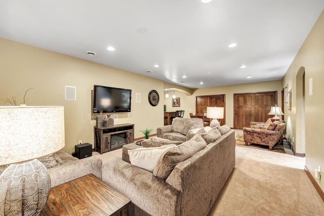 960 SPRINGFIELD DRIVE, De Pere, WI 54115
