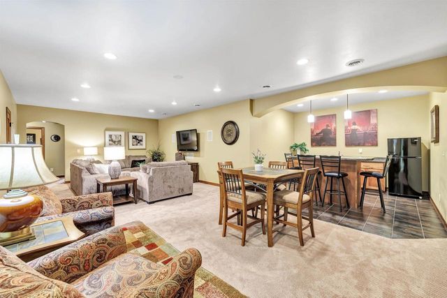 960 SPRINGFIELD DRIVE, De Pere, WI 54115