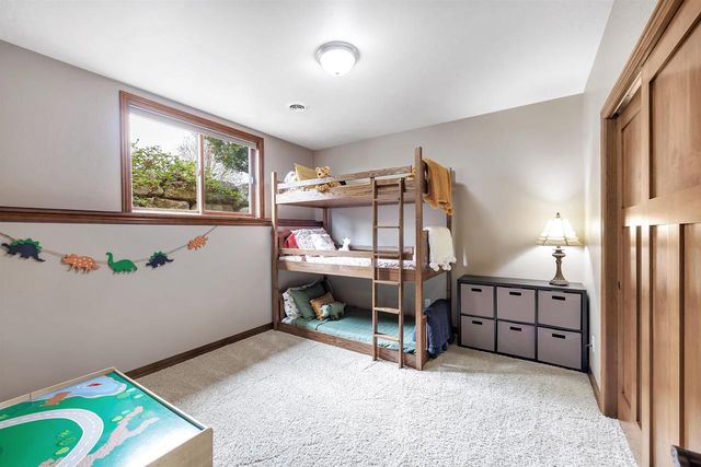 960 SPRINGFIELD DRIVE, De Pere, WI 54115