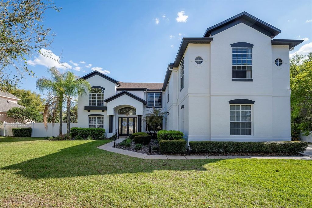 Image 1 of property listing at 212 EXCALIBUR COURT, Brandon, FL 33511