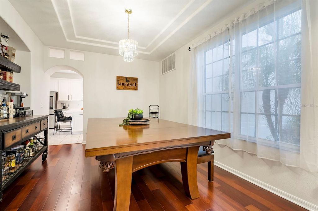 Image 15 of property listing at 212 EXCALIBUR COURT, Brandon, FL 33511