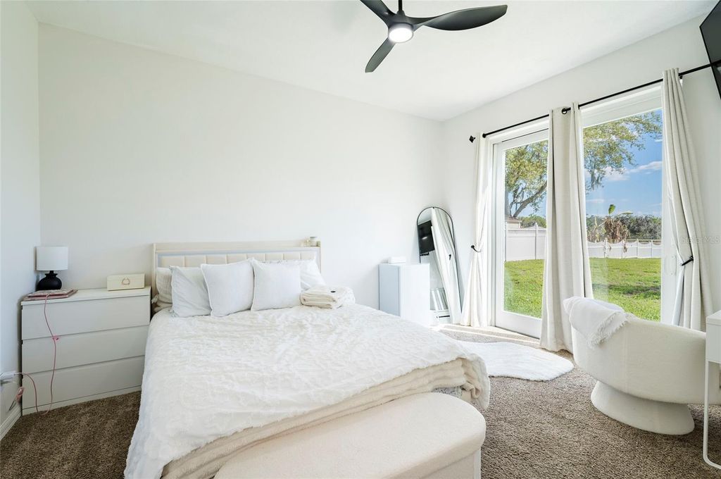 Image 27 of property listing at 212 EXCALIBUR COURT, Brandon, FL 33511