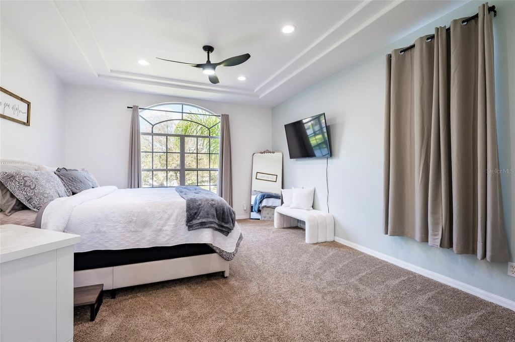 Image 38 of property listing at 212 EXCALIBUR COURT, Brandon, FL 33511