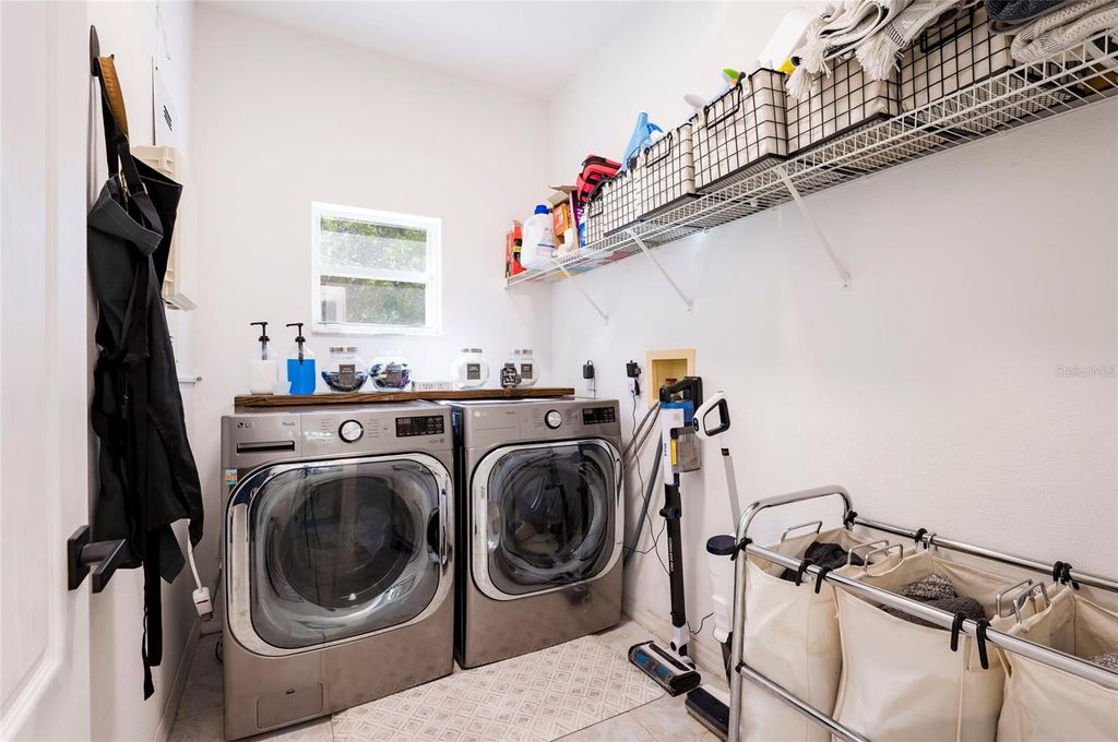 Image 49 of property listing at 212 EXCALIBUR COURT, Brandon, FL 33511