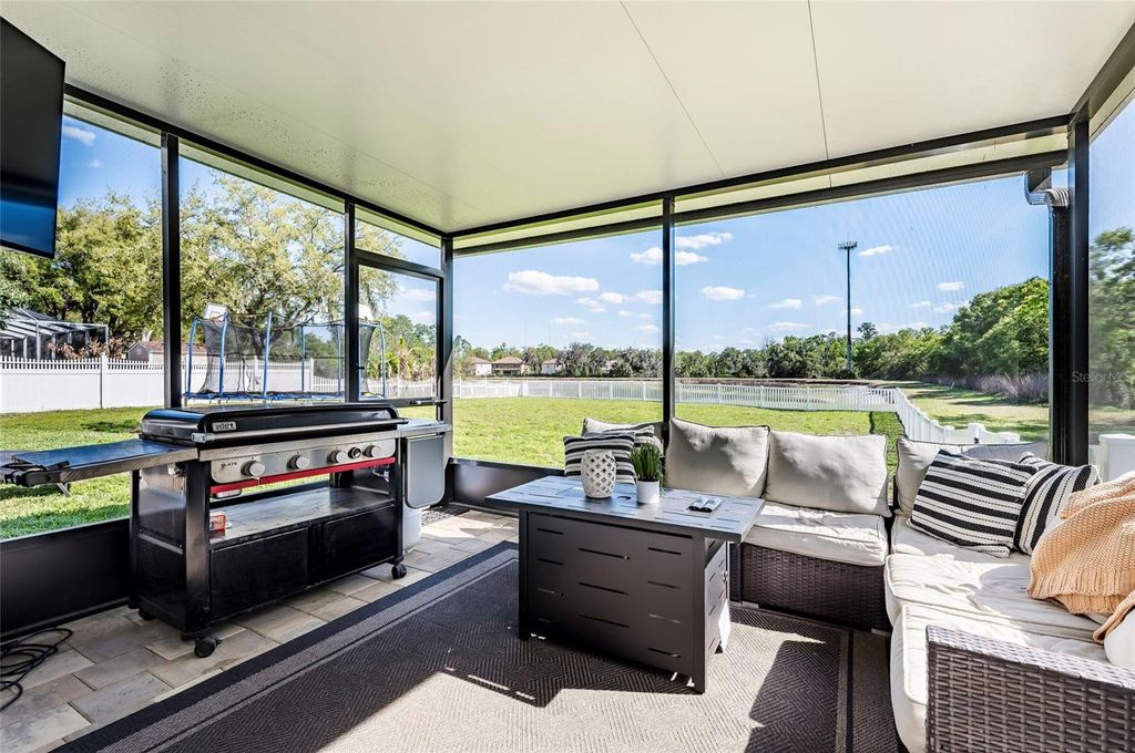 Image 50 of property listing at 212 EXCALIBUR COURT, Brandon, FL 33511