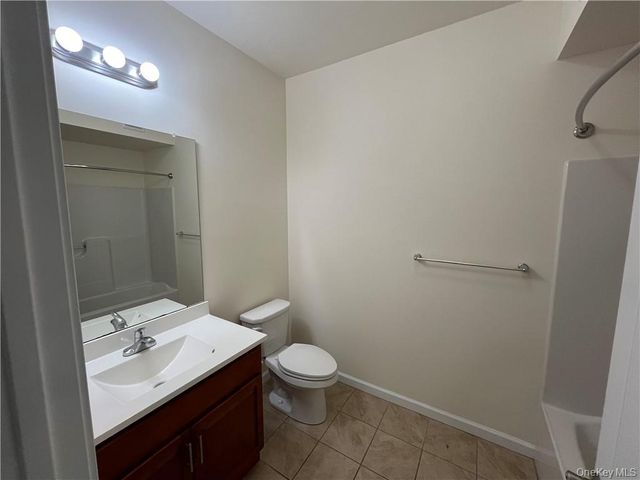 44 High Street 125, Chester, NY 10918