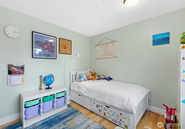 3238 Walnut Avenue SW, Seattle, WA 98116