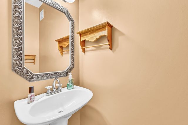 2753 Jarrell Ridge Rd, Clarksville, TN 37043