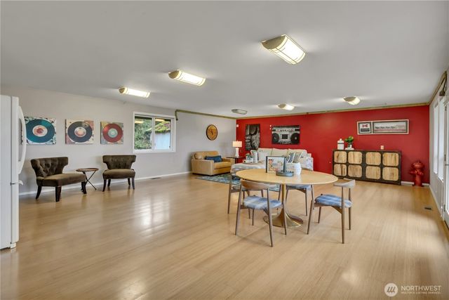 24421 SE 387th Street, Enumclaw, WA 98022